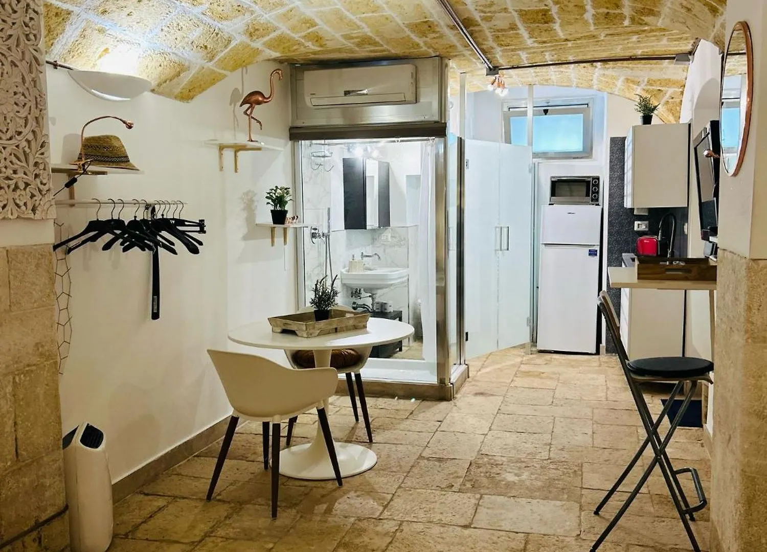 Bari Central Loft Piccinni イタリア