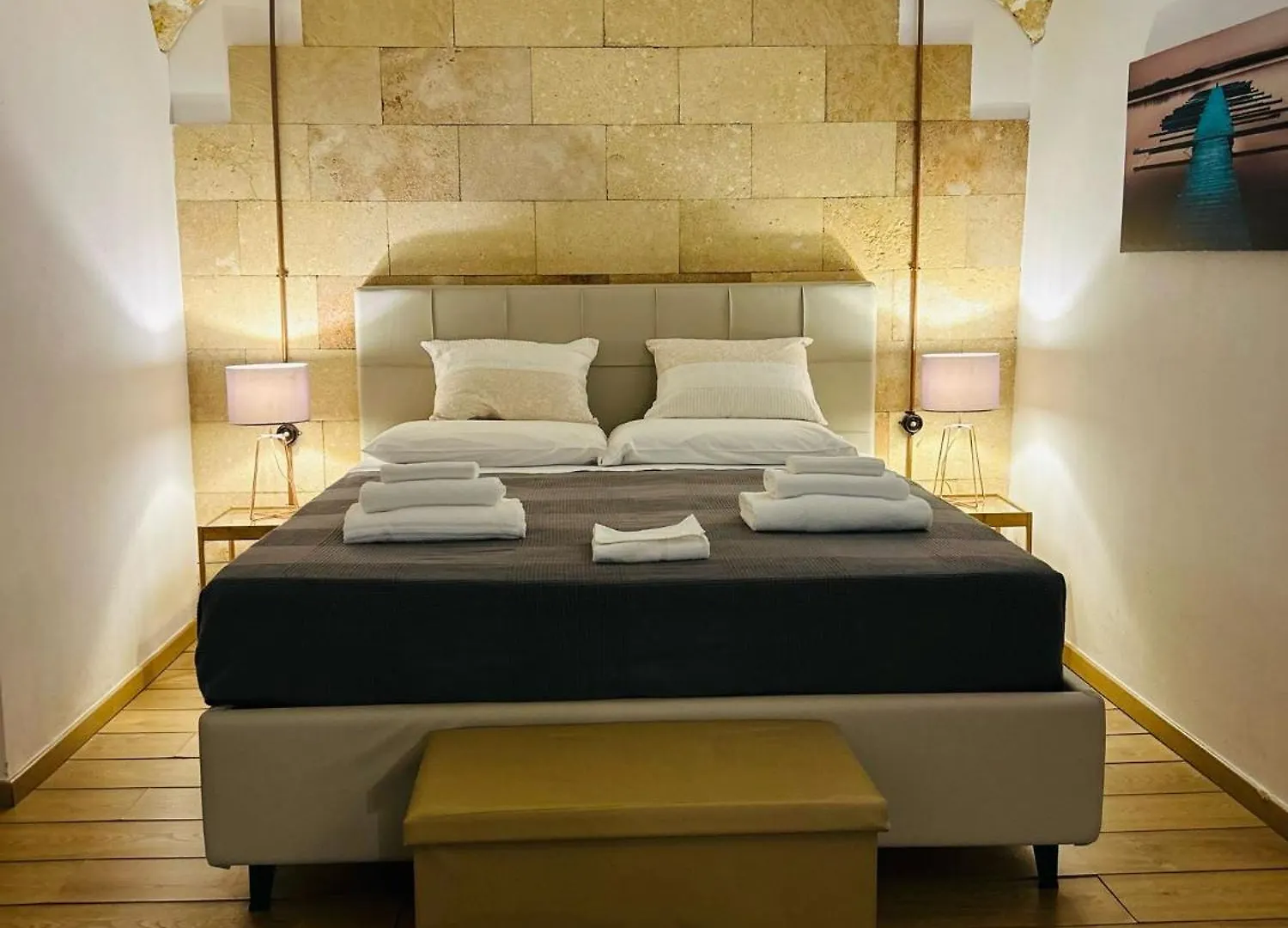 Bari Central Loft Piccinni イタリア